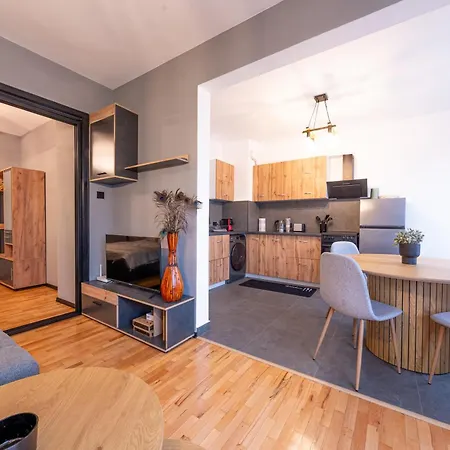 Urban Elegance By Park Zaimov By Kvartiri Ltd Apartmán *