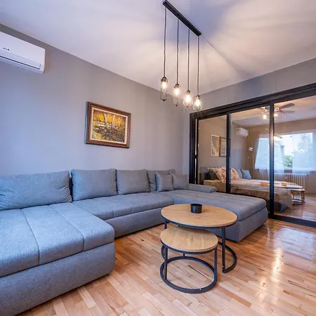 Urban Elegance By Park Zaimov By Kvartiri Ltd *